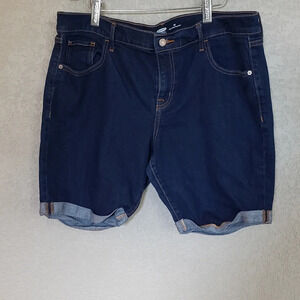 Old navy Size 16 regular fitted shorts